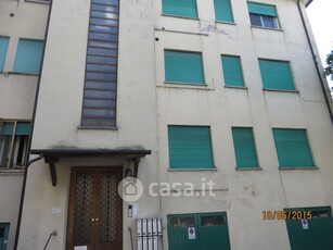 Appartamento in Affitto in Via Enrico Dandolo a Treviso