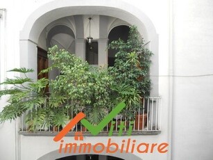 Appartamento in Affitto in Via Francesco Saverio Correra a Napoli