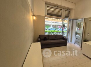 Appartamento in Affitto in Via Genova 127 a Torino