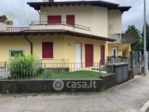 Appartamento in Affitto in Via Giacomo Matteotti a Chiuppano