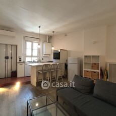 Appartamento in Affitto in Via Giovanni Battista Niccolini 32 a Milano