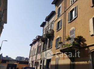 Appartamento in Affitto in Via Guido Guinizelli 5 a Milano