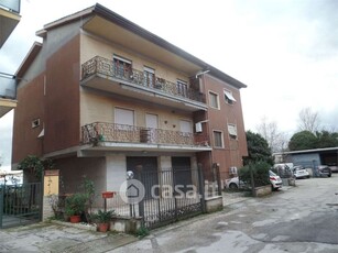 Appartamento in Affitto in Via Lucio Anneo Seneca 29 a Frosinone