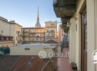 Appartamento in Affitto in Via Luigi Tarino 7 a Torino
