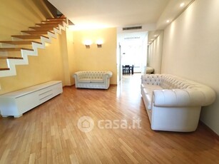 Appartamento in Affitto in Via Madonnina a Milano