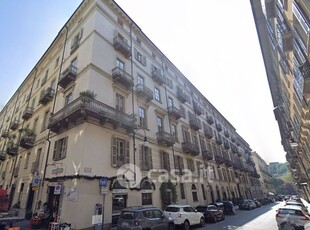 Appartamento in Affitto in Via Maria Vittoria a Torino