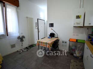 Appartamento in Affitto in Via Pellegrino Rossi 88 a Milano