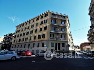 Appartamento in Affitto in Via Pier Francesco Mola 37 a Milano