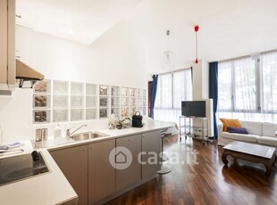 Appartamento in Affitto in Via Roncaglia 13 a Milano