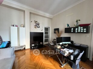 Appartamento in Affitto in Via San Giovanni sul Muro 18 a Milano