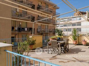 Appartamento in Affitto in Via Sant'Alberto 27 a Genova
