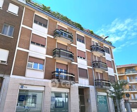 Appartamento in Affitto in Viale Alessandro Volta a Novara