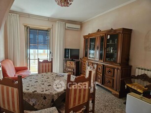 Appartamento in Affitto in Viale Marconi a Anzio