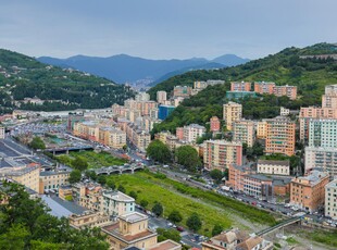 Appartamento in vendita a Genova