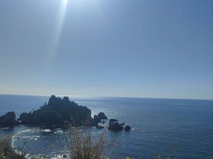 Appartamento in vendita a Sant'Alessio Siculo