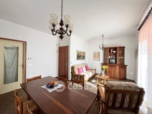 Appartamento in Vendita in Località Molini a Brentino Belluno