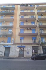 Appartamento in Vendita in Via Ammiraglio Caracciolo 14 a Catania