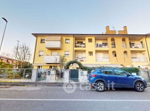 Appartamento in Vendita in Via Bressanone 3 a Mantova