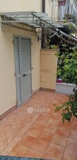 Appartamento in Vendita in Via Candia Bassa a Carrara
