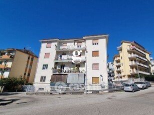 Appartamento in Vendita in Via Cernaia a Salerno