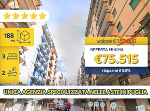 Appartamento in Vendita in Via Cesare Battisti 57 a Taranto