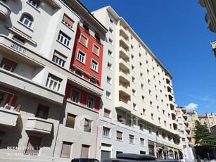 Appartamento in Vendita in Via del Coroneo 38 a Trieste