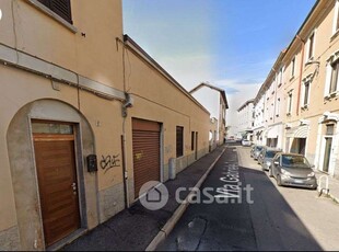 Appartamento in Vendita in Via Gabriele D'Annunzio 16 a Monza