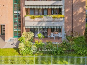 Appartamento in Vendita in Via Giacomo Puccini a Reggio Emilia