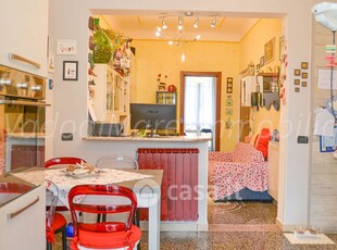 Appartamento in Vendita in Via Giuseppe Verdi 19 a Savona