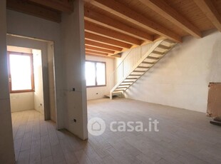 Appartamento in Vendita in Via Gozzi a Toscolano-Maderno