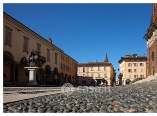 Appartamento in Vendita in Via Jacopo Bossolaro a Pavia