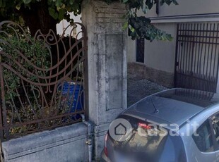 Appartamento in Vendita in Via Santo Garovaglio 19 a Como