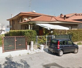 Appartamento in Vendita in Via Urbano Salvolini 11 a Ancona