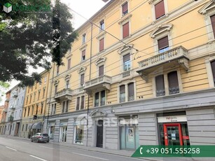 Appartamento in Vendita in Viale Antonio Silvani 20 a Bologna