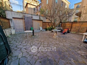 Appartamento in Vendita in Viale Cesare Battisti a Terni