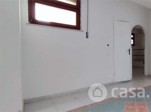 Appartamento in Vendita in Viale Guglielmo Marconi 90 a Livorno