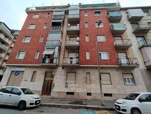 Appartamento in vendita Via Lemie 34, Torino