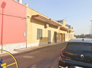 Appartamento in Via Della Vite 35, Monteroni di Lecce, 10 locali