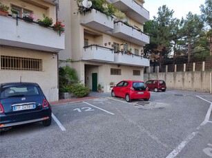 Appartamento in VIA TEANO 27/A, Catanzaro, 7 locali, 2 bagni, 137 m²