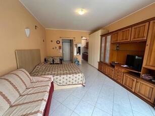 Appartamento in Via Vespucci, 1, Albenga (SV)