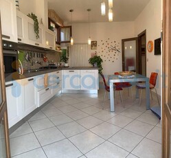 Appartamento Trilocale in ottime condizioni, in vendita in Via Aurelia, Rosignano Marittimo