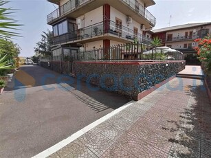 Appartamento Trilocale in vendita in Via Cinnirella, Tremestieri Etneo