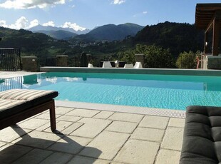 Bella casa di paese, piscina. A piedi al ristorante. Wi-Fi. Cambio flessibile.