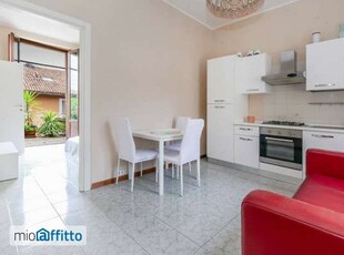 Bilocale arredato con terrazzo Garibaldi, isola, maciachini, monumentale