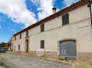 Casa Bi/Trifamiliare in Vendita in Via dell'Agricoltura 2 a Fermo