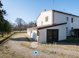 Casa Bi/Trifamiliare in Vendita in Via Egidio Forcellini a Padova