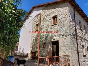 Casa colonica in vendita a Roccafluvione