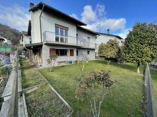 Casa di prestigio di 120 mq in vendita Villaggio Bensi, Lavena Ponte Tresa, Varese, Lombardia