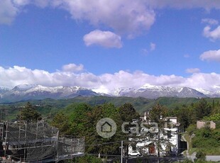 Casa indipendente in Affitto in Frazione Casale 14 a Comunanza