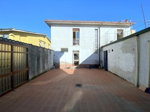 Casa indipendente in vendita